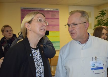 Відвідала колектив лікарні імені Мечникова у Дніпрі